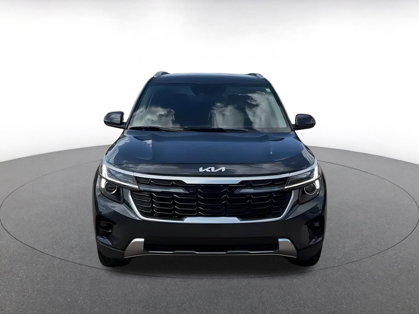 Thumbnail: 2025 Kia Seltos - 4