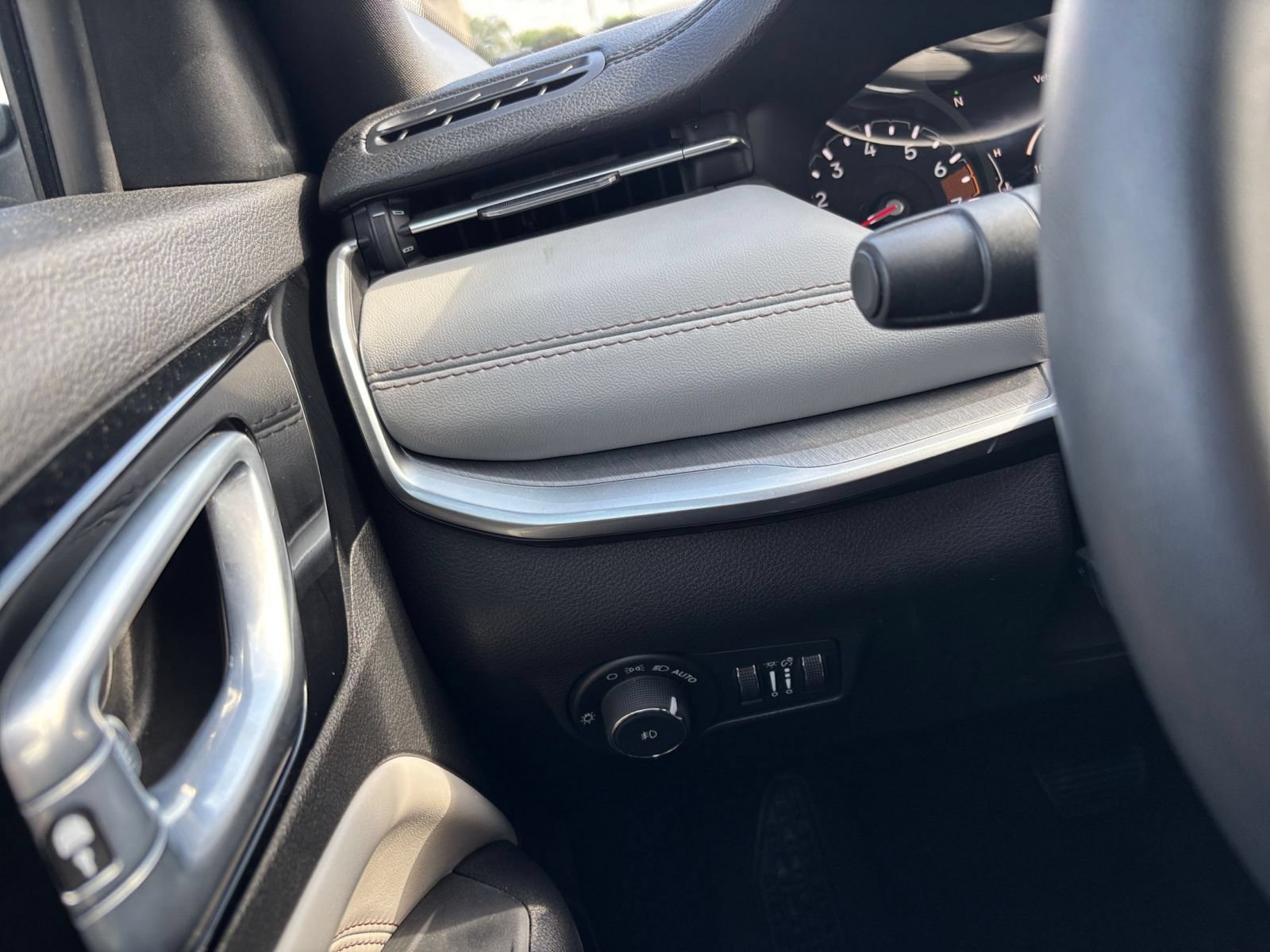 Thumbnail: 2025 Jeep Compass - 35