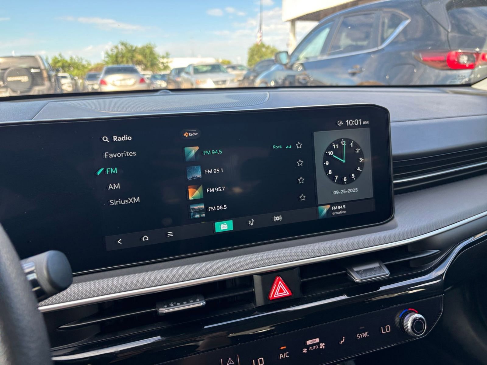 Thumbnail: 2025 Kia K5 - 21