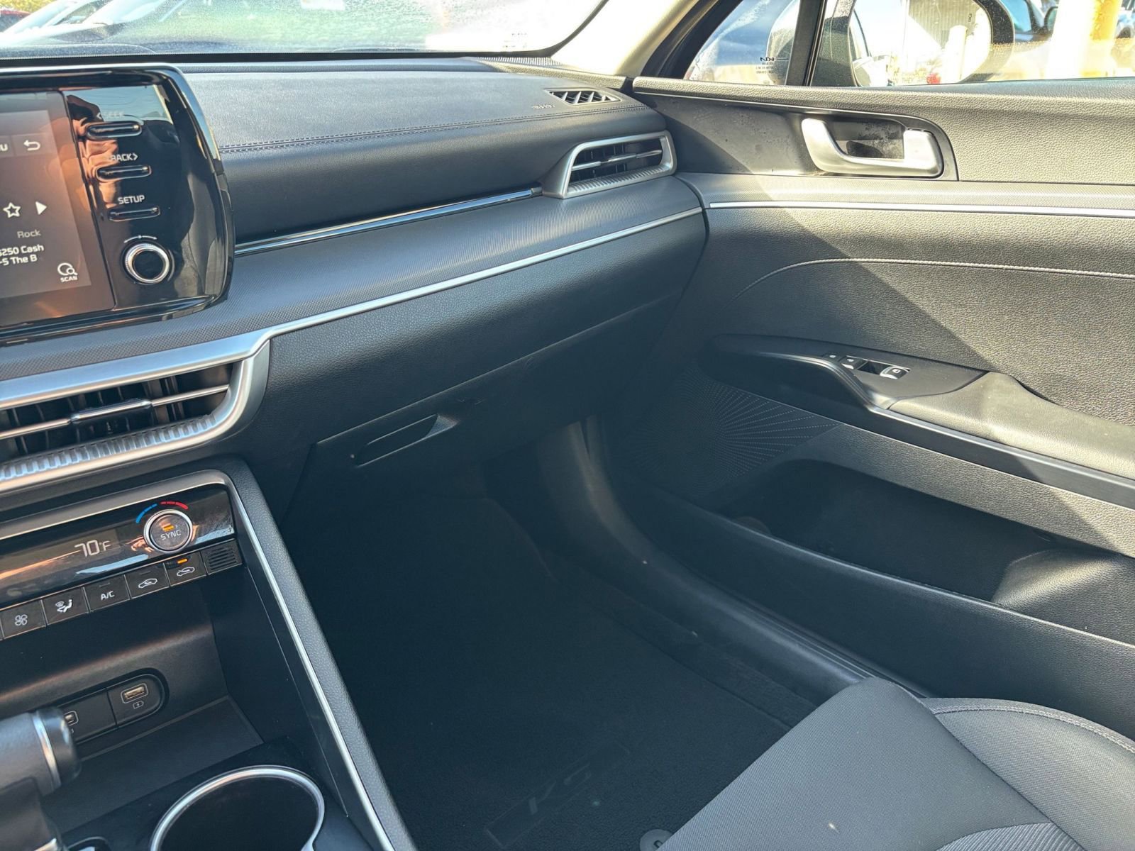 Thumbnail: 2023 Kia K5 - 33