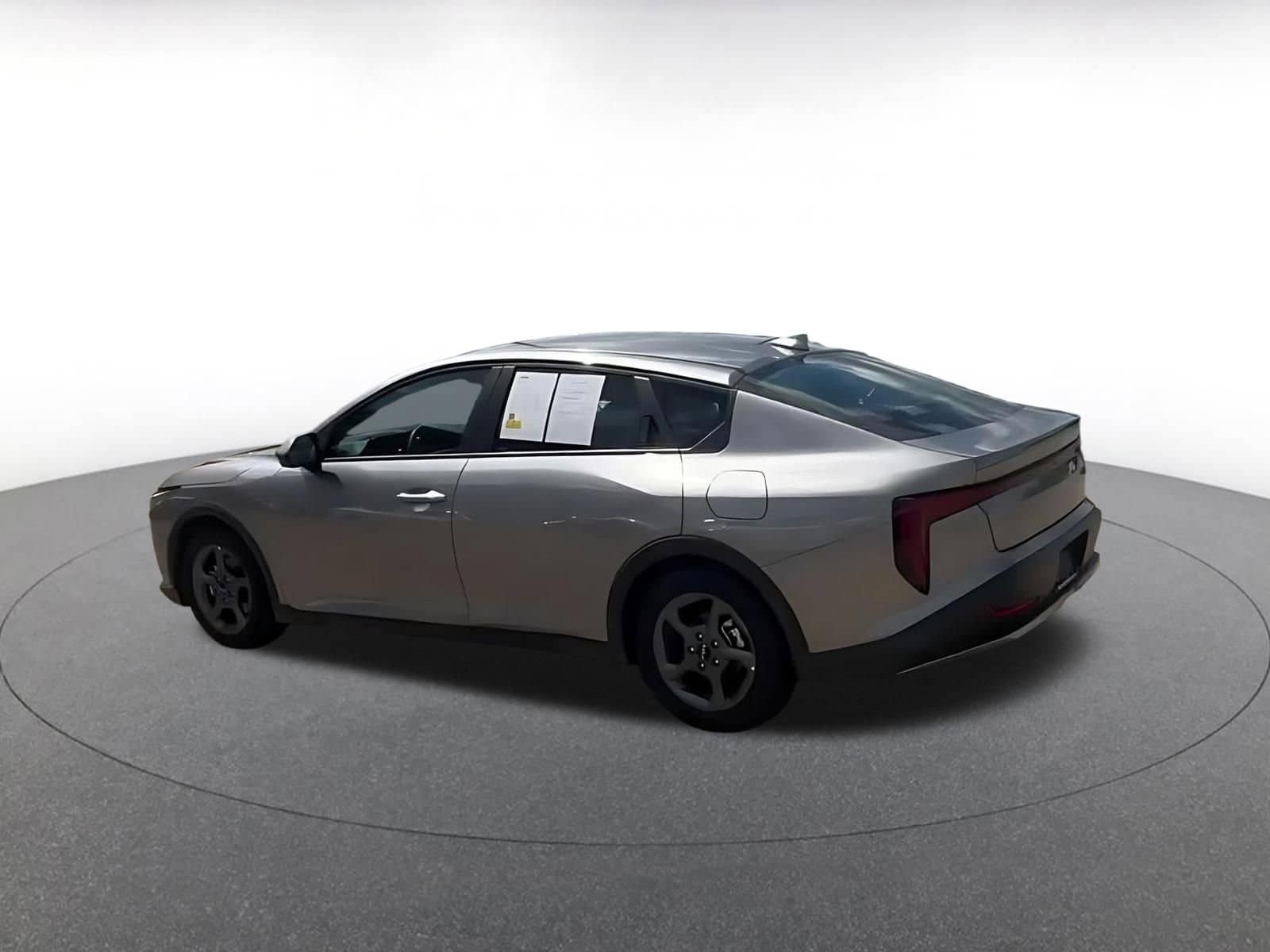 Thumbnail: 2025 Kia K4 - 10