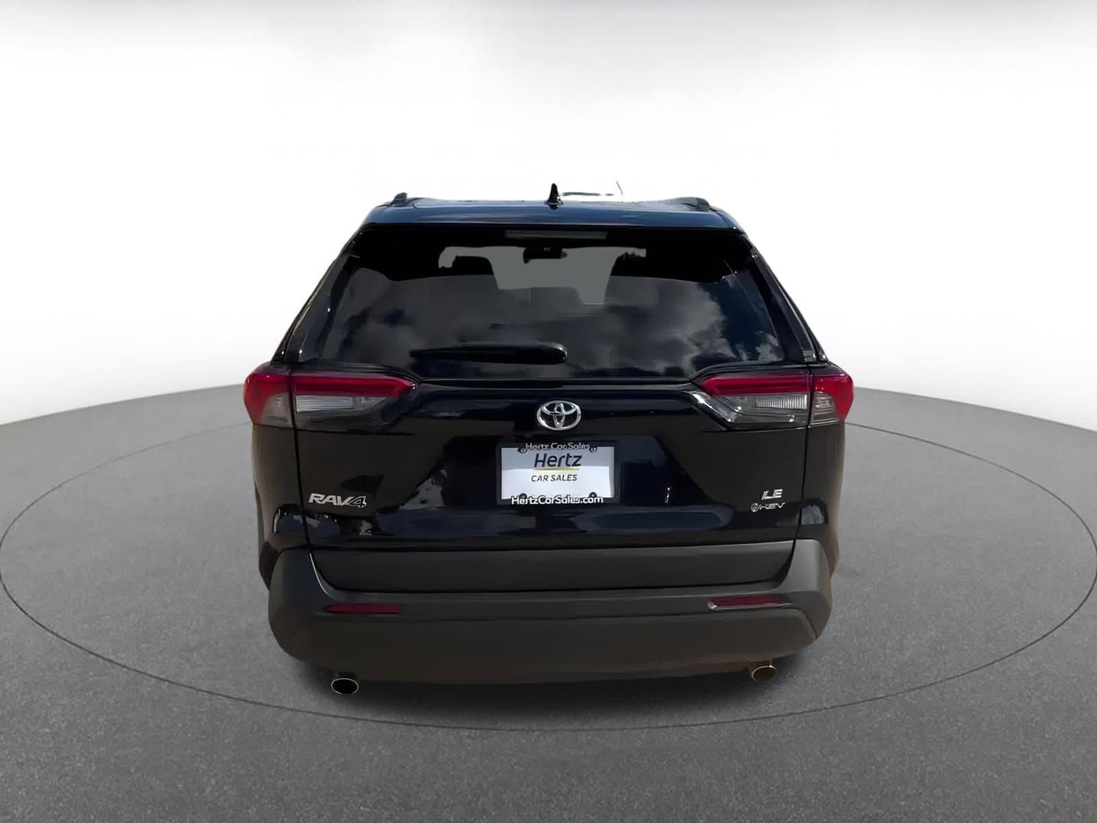 Thumbnail: 2025 Toyota RAV4 - 12