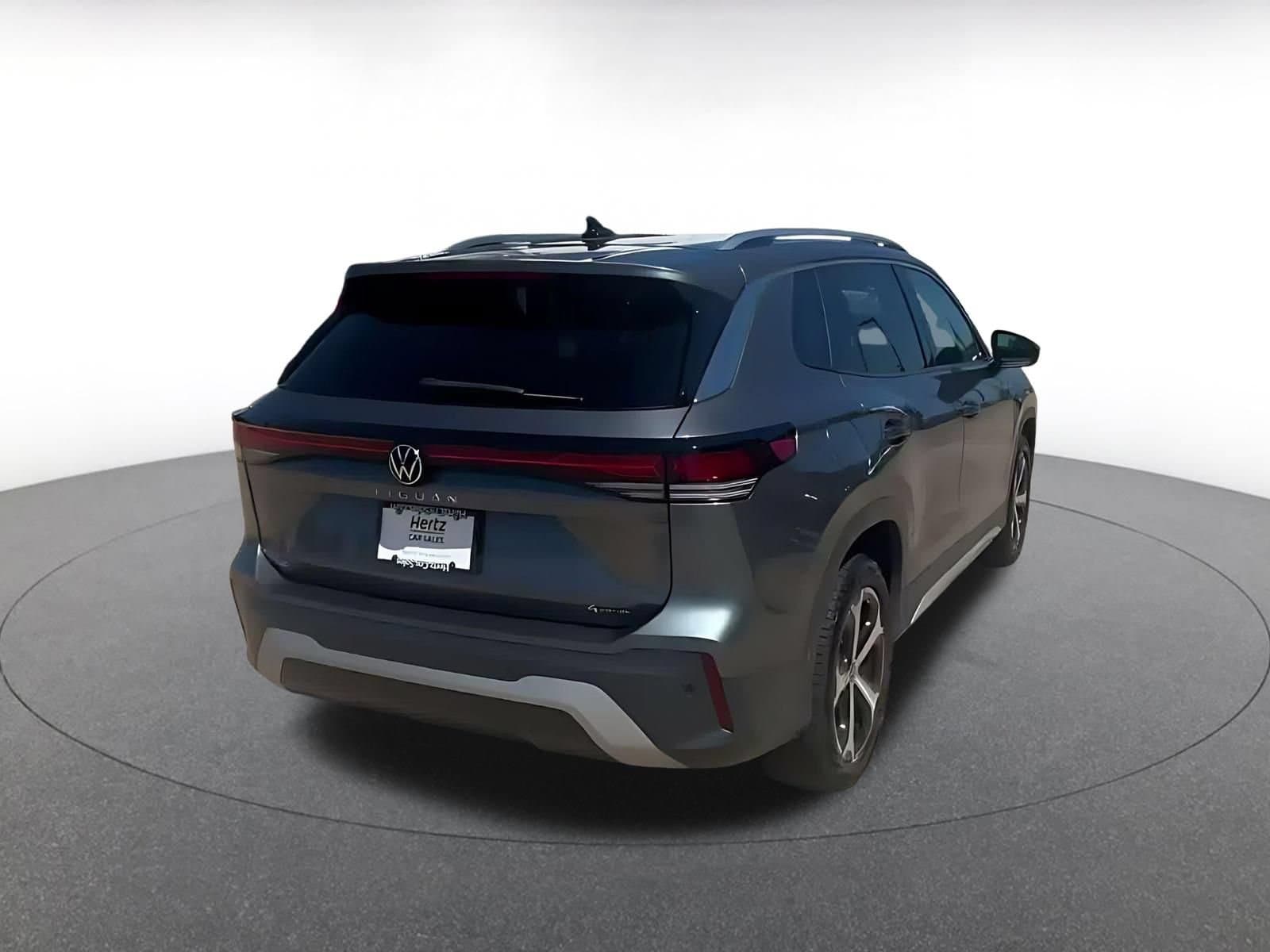 Thumbnail: 2026 Volkswagen Tiguan - 15