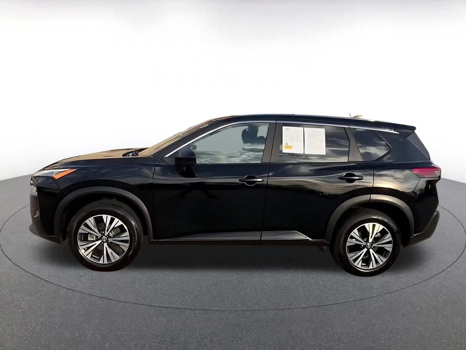 Thumbnail: 2023 Nissan Rogue - 9
