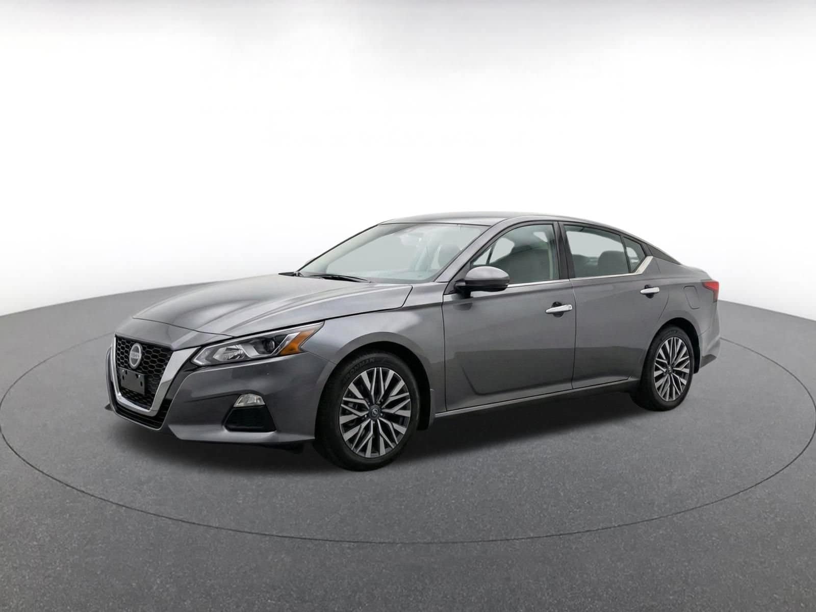 Thumbnail: 2025 Nissan Altima - 3