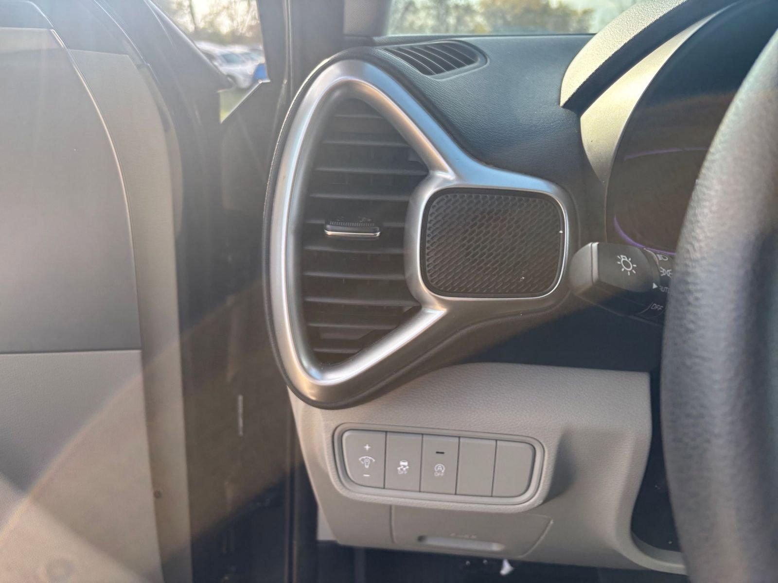 Thumbnail: 2025 Kia Soul - 32