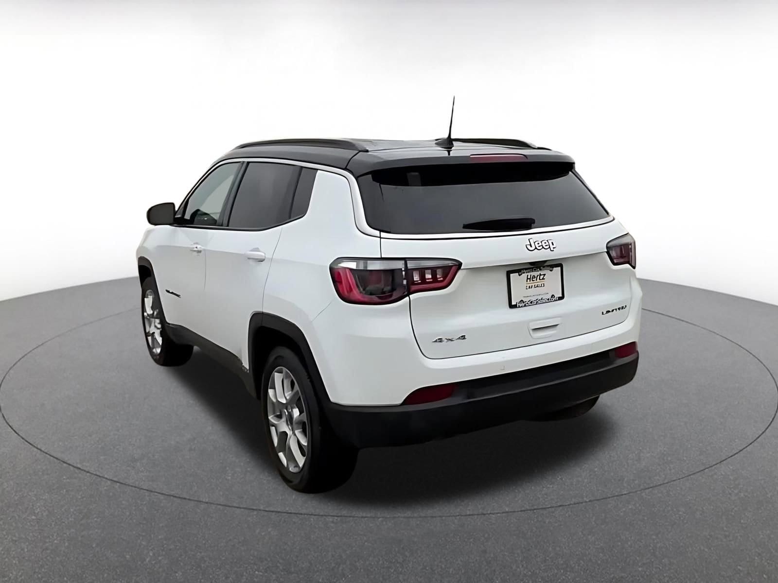 Thumbnail: 2025 Jeep Compass - 11