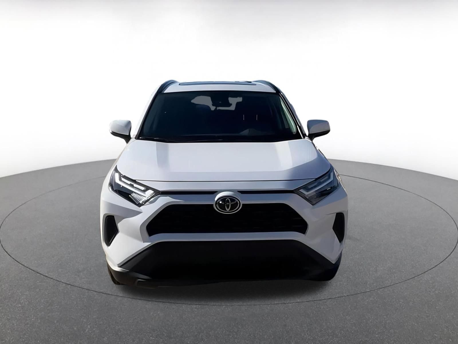 Thumbnail: 2025 Toyota RAV4 - 4