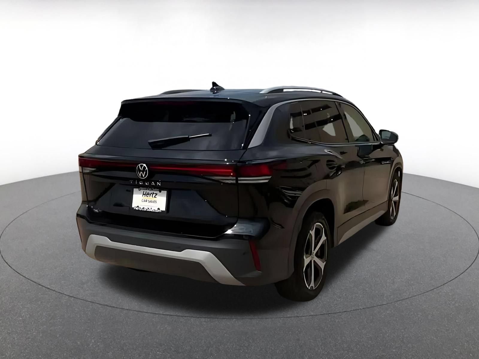 Thumbnail: 2026 Volkswagen Tiguan - 11