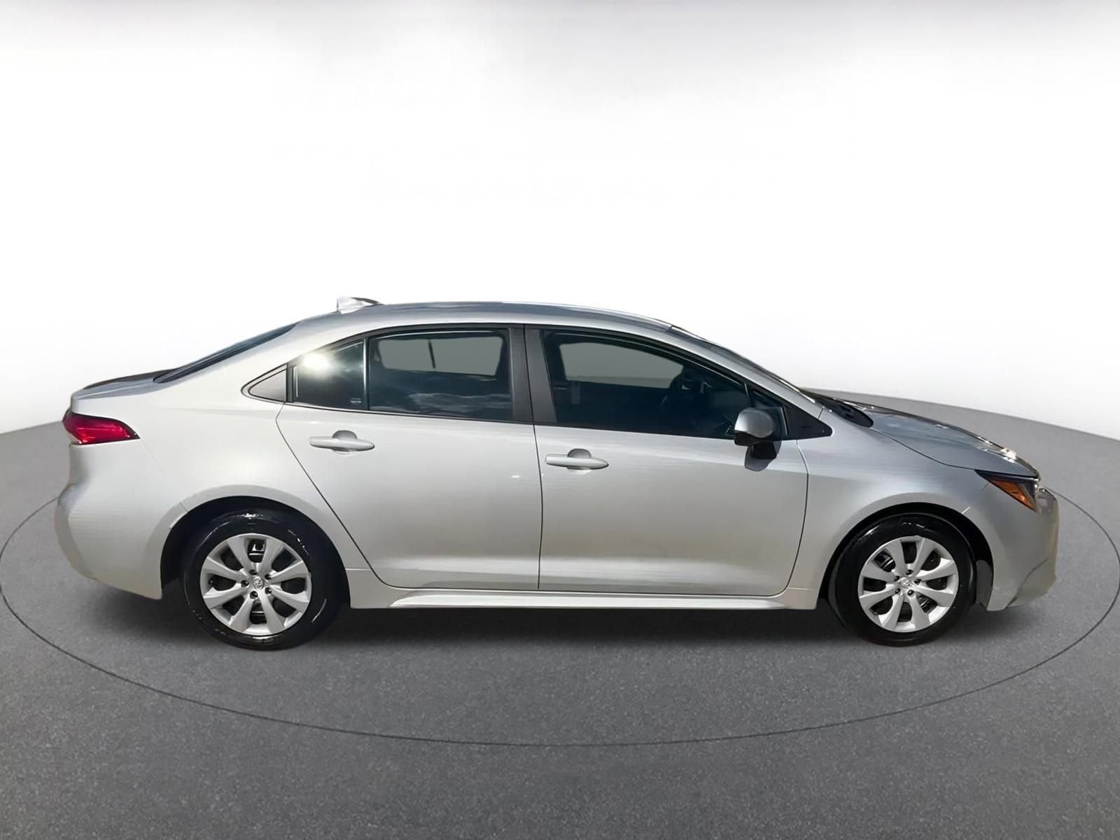 Thumbnail: 2025 Toyota Corolla - 16