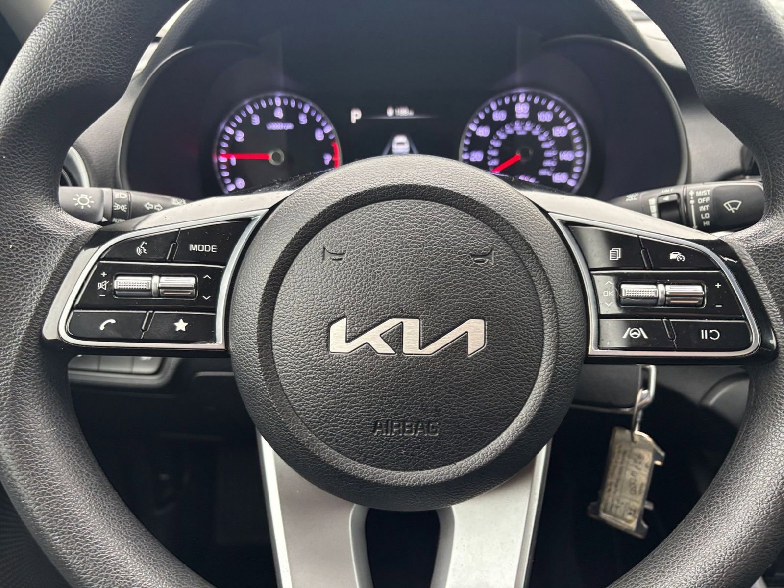 Thumbnail: 2023 Kia Forte - 25