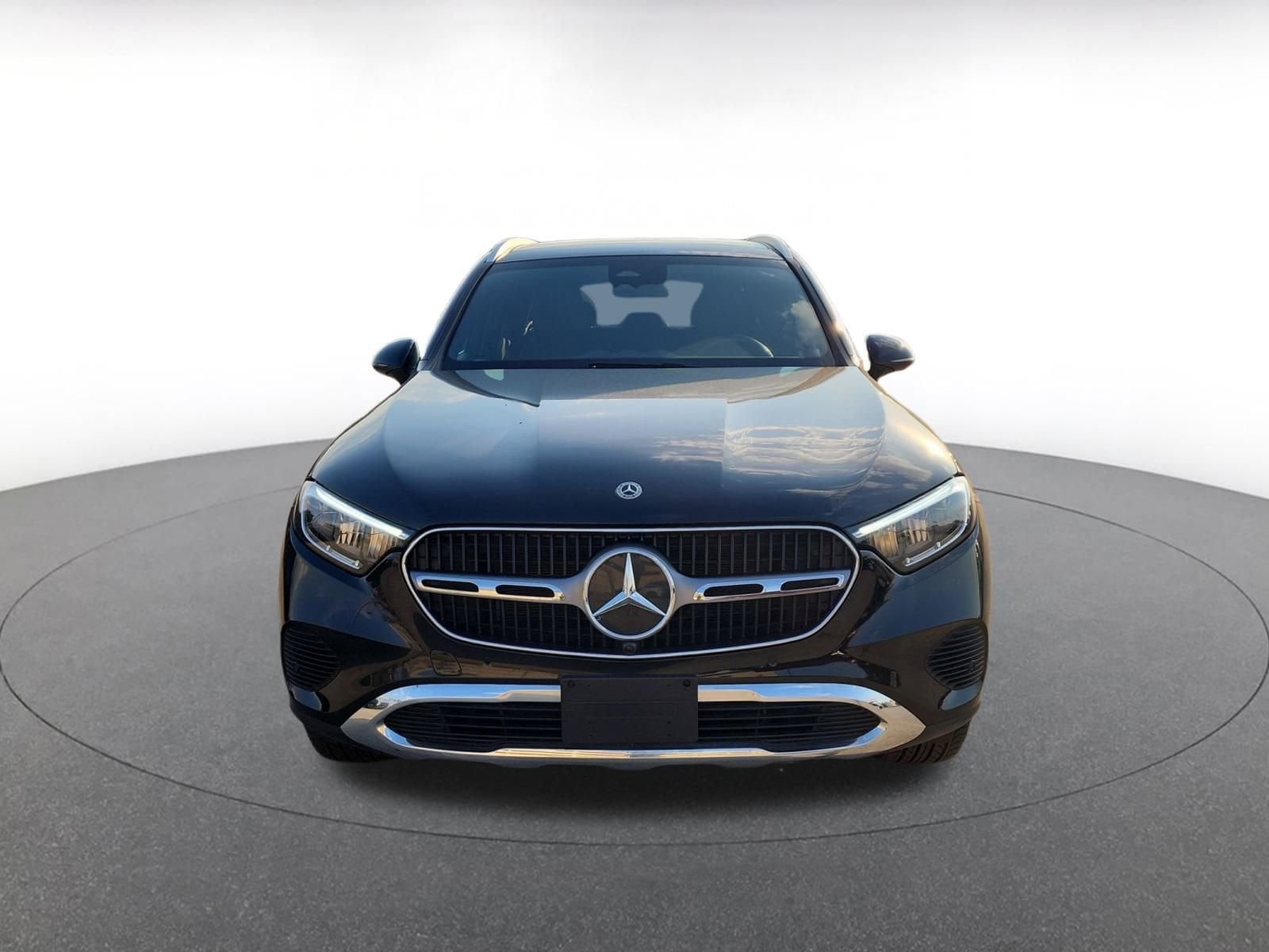 Thumbnail: 2024 Mercedes-Benz GLC - 2