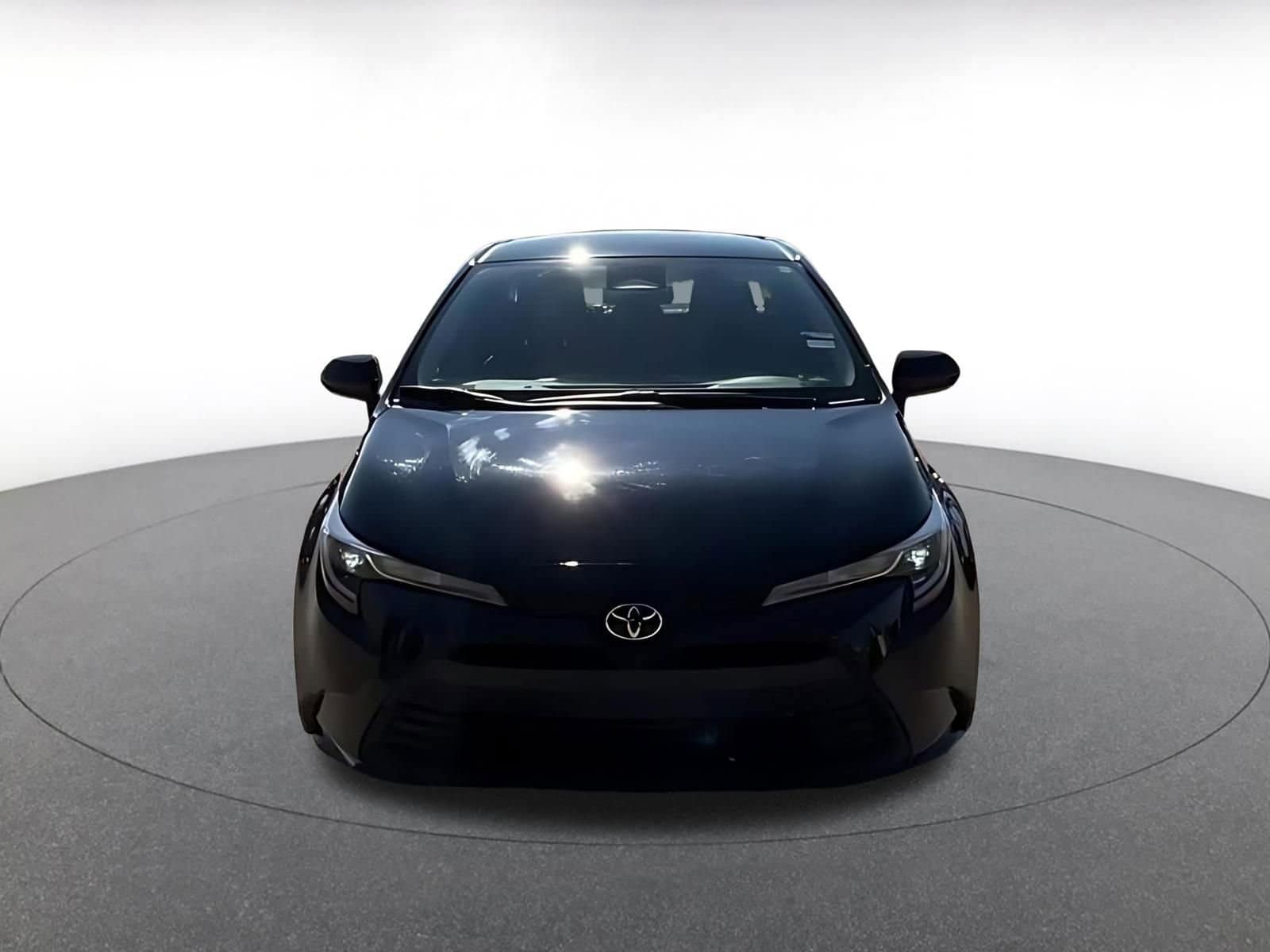 Thumbnail: 2025 Toyota Corolla - 4