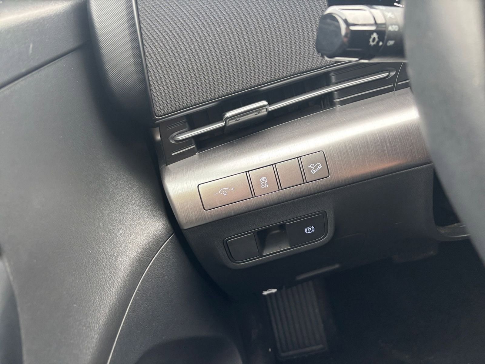 Thumbnail: 2025 Hyundai Kona - 35