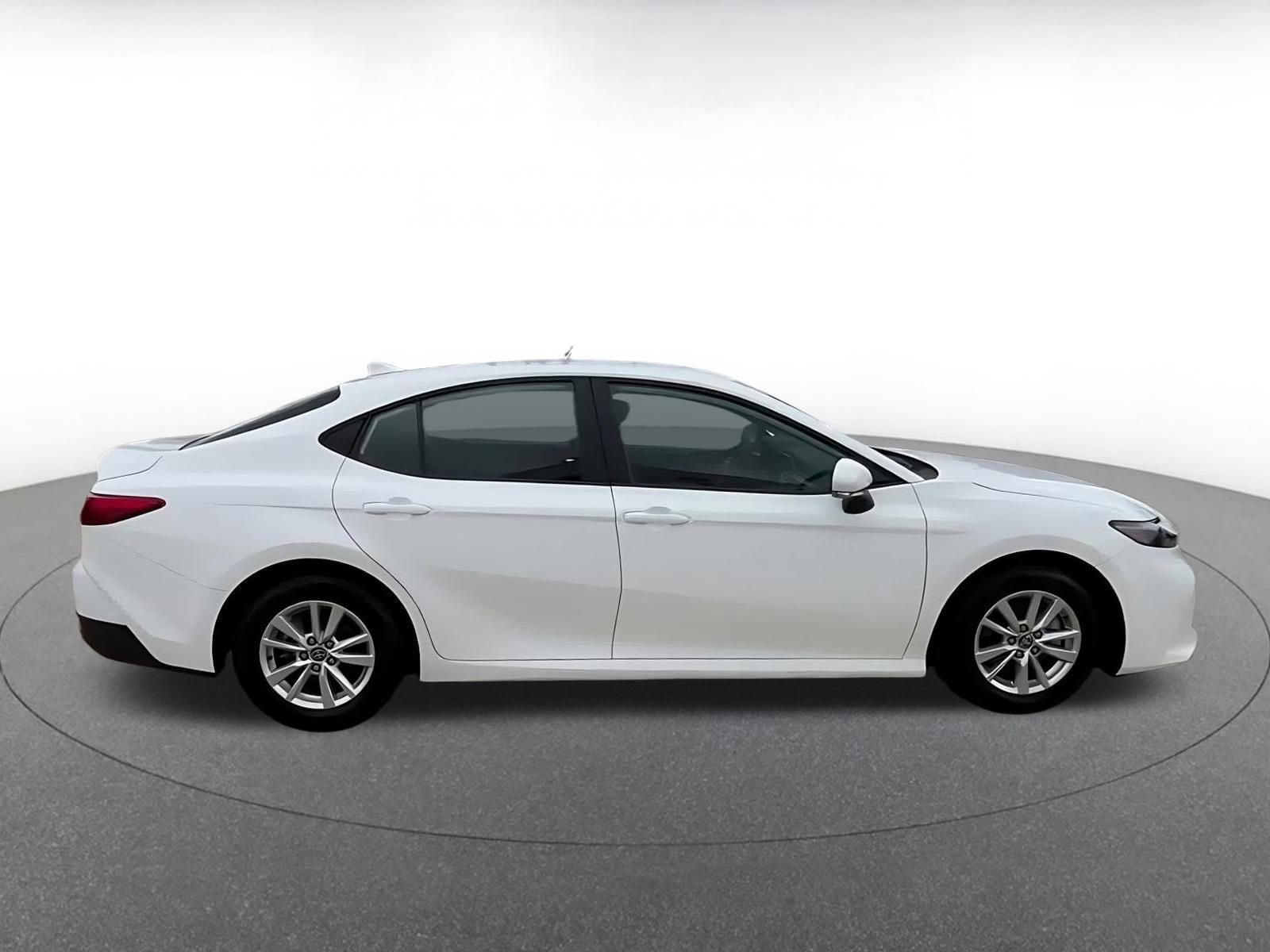 Thumbnail: 2025 Toyota Camry - 16