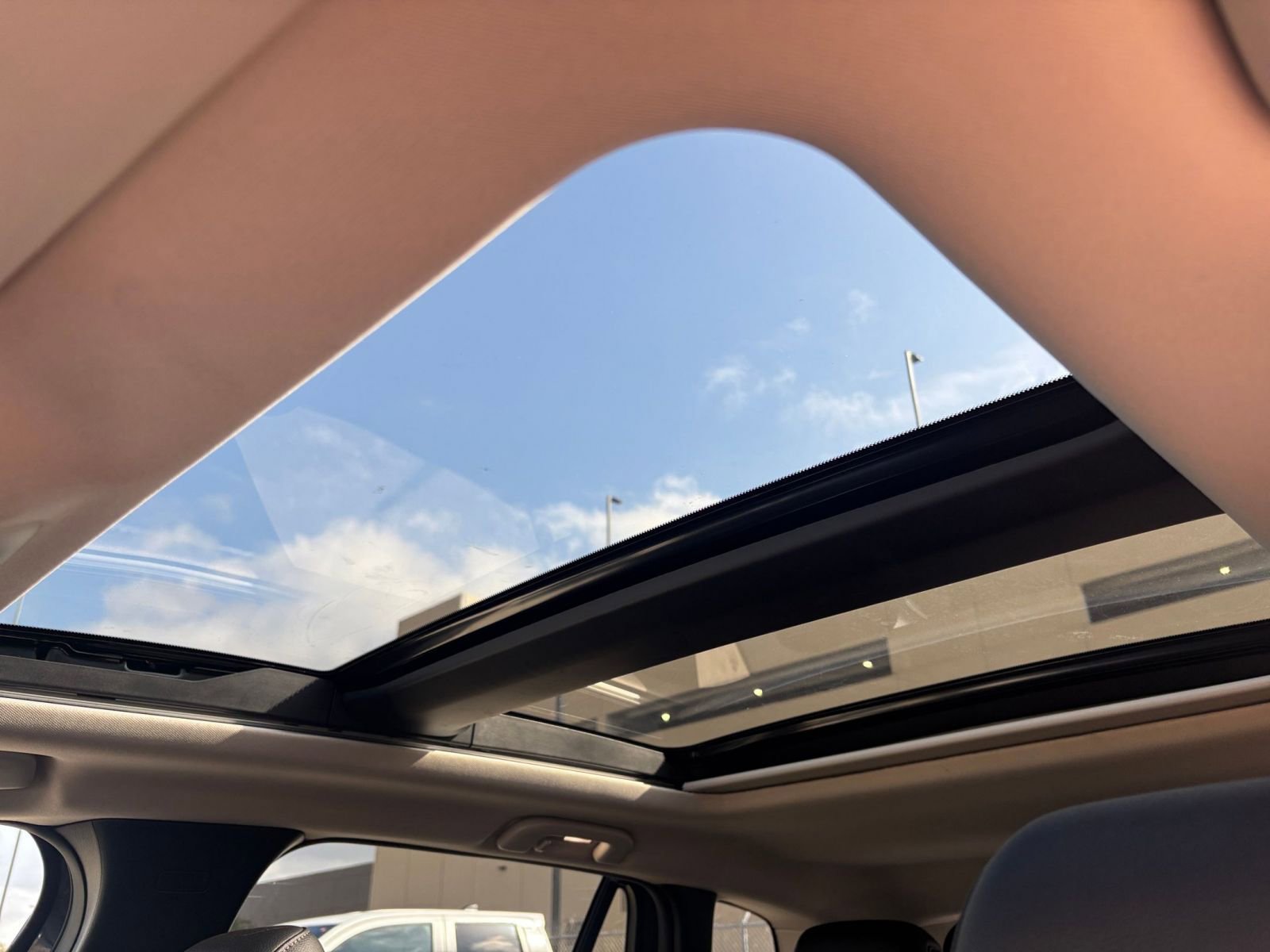 Thumbnail: 2025 Mazda CX-50 - 30