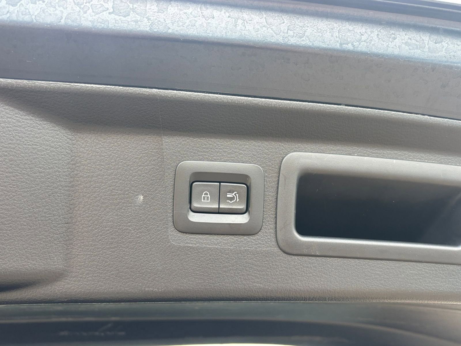 Thumbnail: 2025 Mazda CX-50 - 23