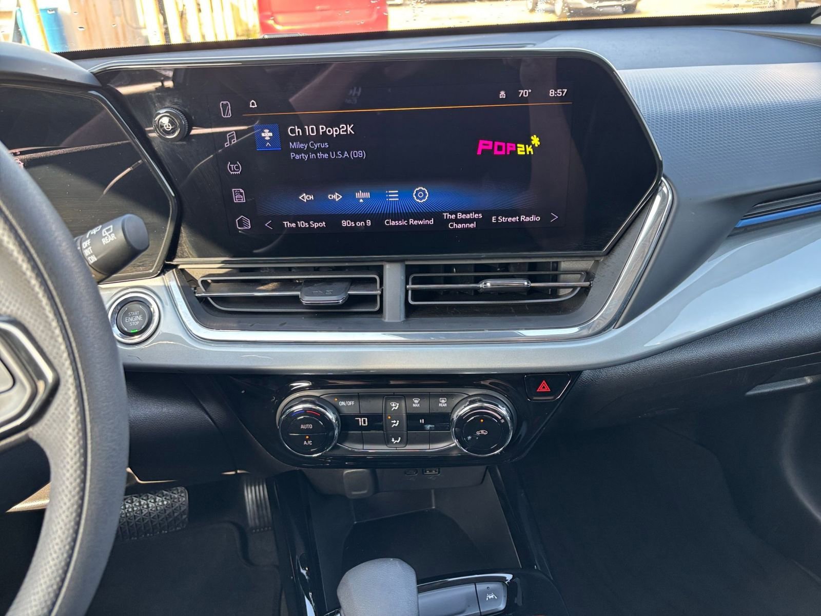 Thumbnail: 2025 Chevrolet Trax - 17