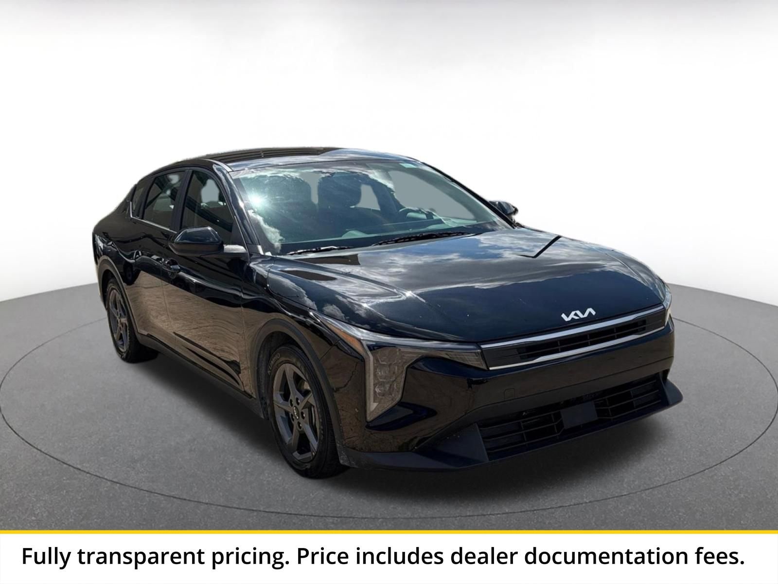 Thumbnail: 2025 Kia K4 - 1