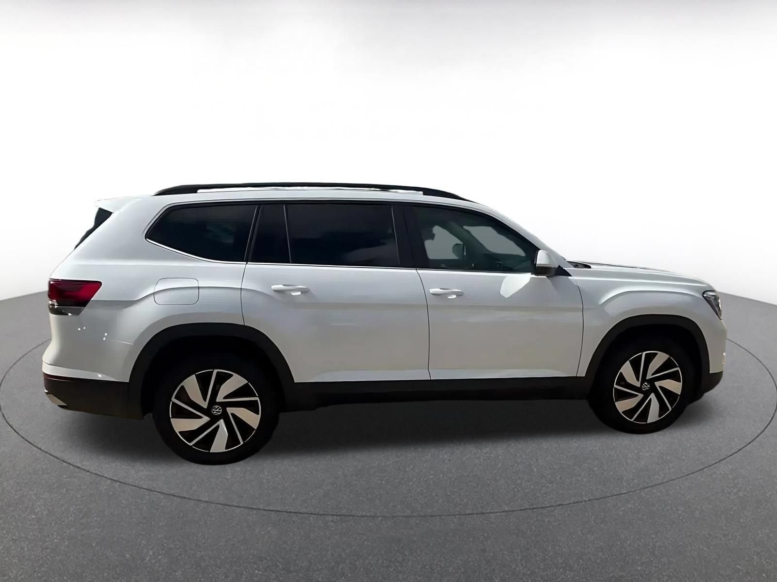 Thumbnail: 2026 Volkswagen Atlas - 13