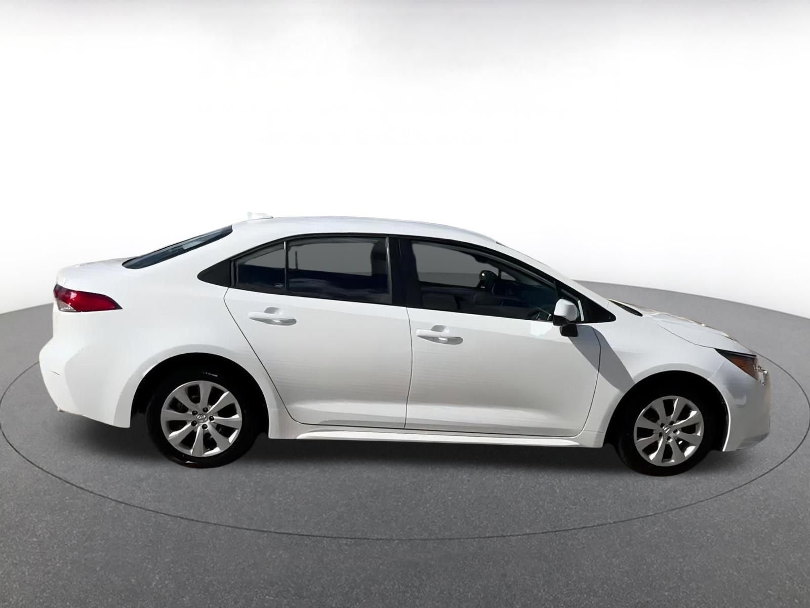 Thumbnail: 2025 Toyota Corolla - 15