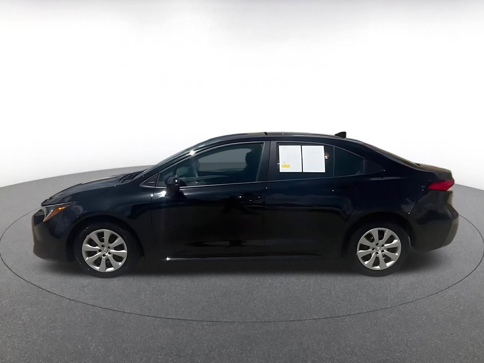 Thumbnail: 2025 Toyota Corolla - 8