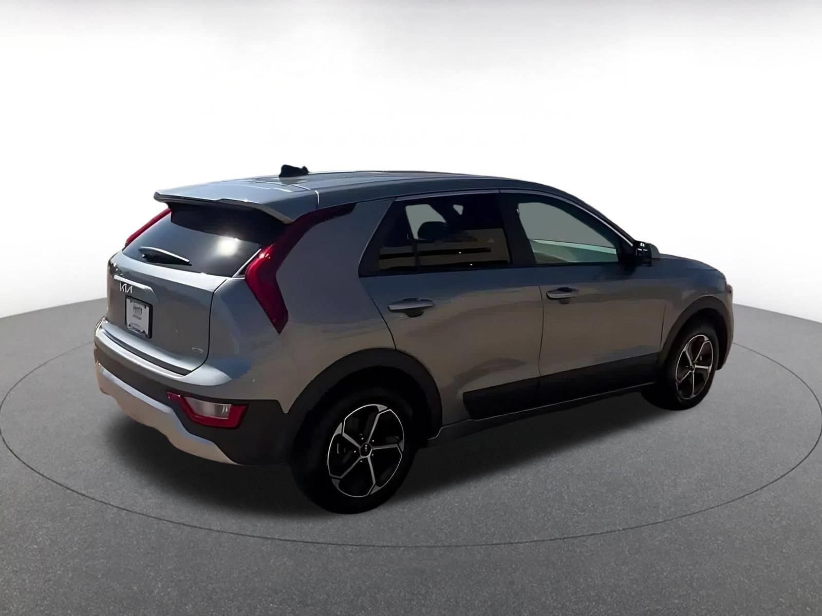 Thumbnail: 2026 Kia Niro - 14