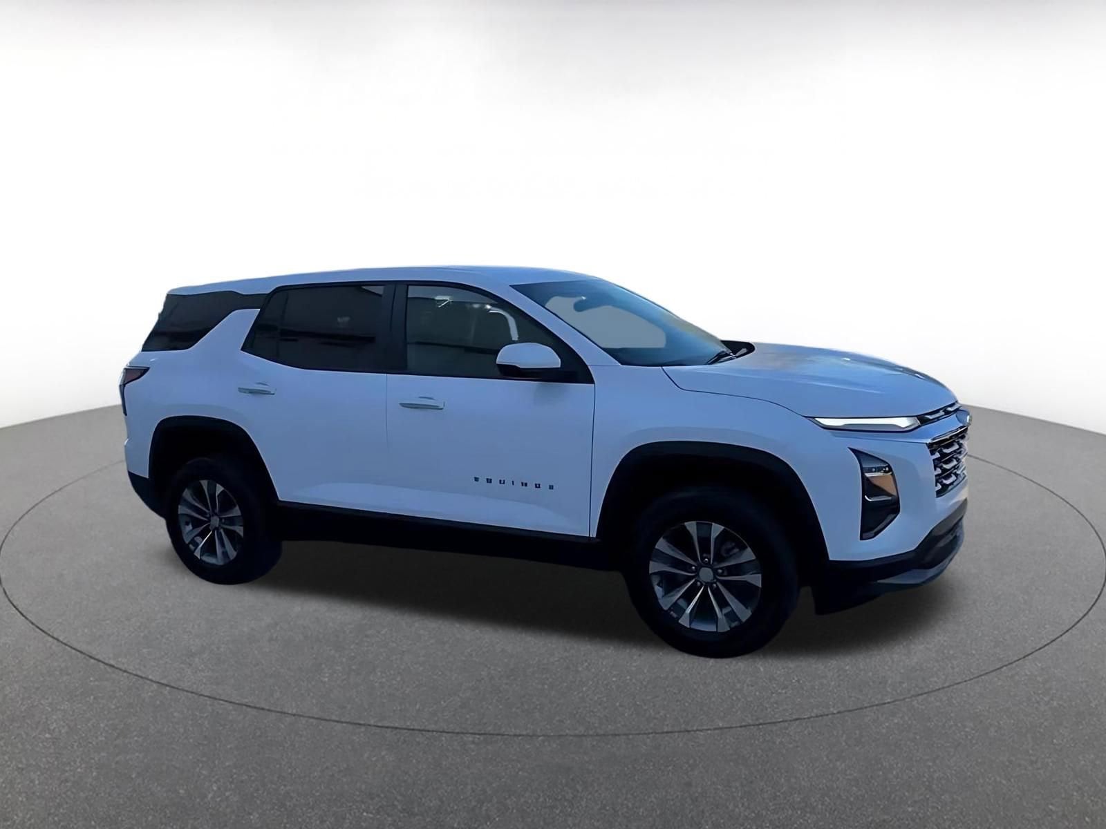 Thumbnail: 2025 Chevrolet Equinox - 2