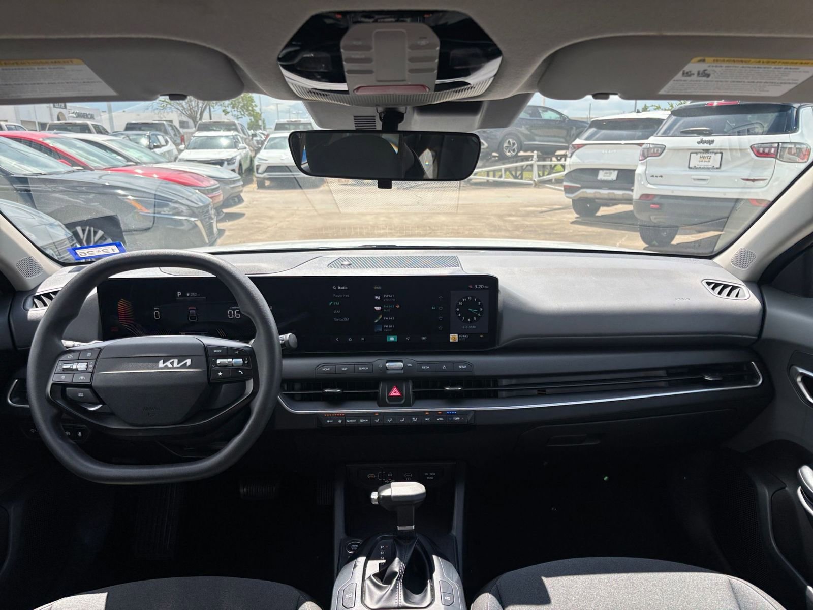 Thumbnail: 2025 Kia K4 - 32