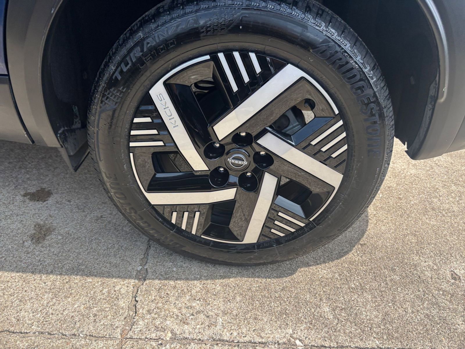 Thumbnail: 2025 Nissan Kicks - 28