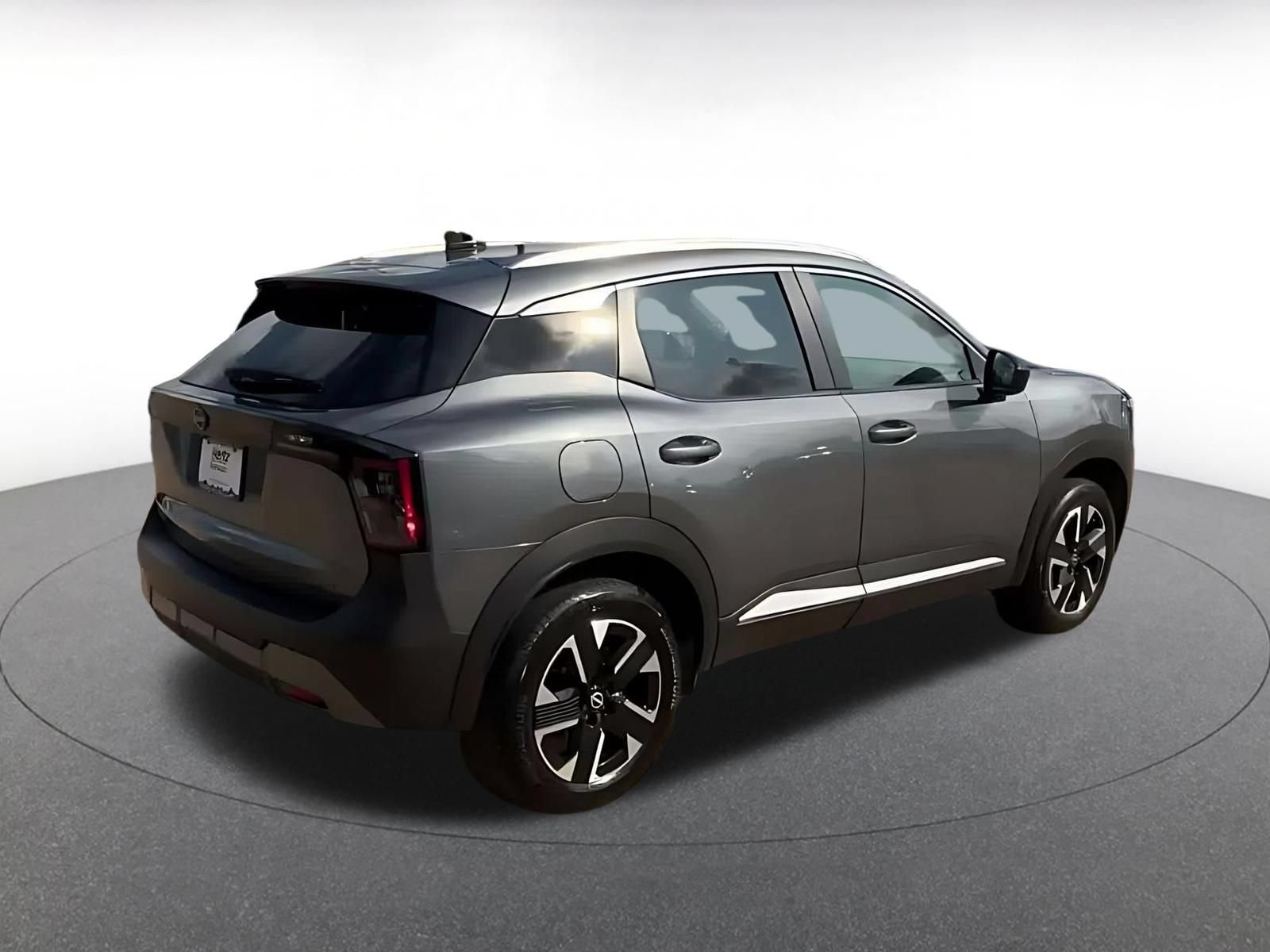 Thumbnail: 2026 Nissan Kicks - 13