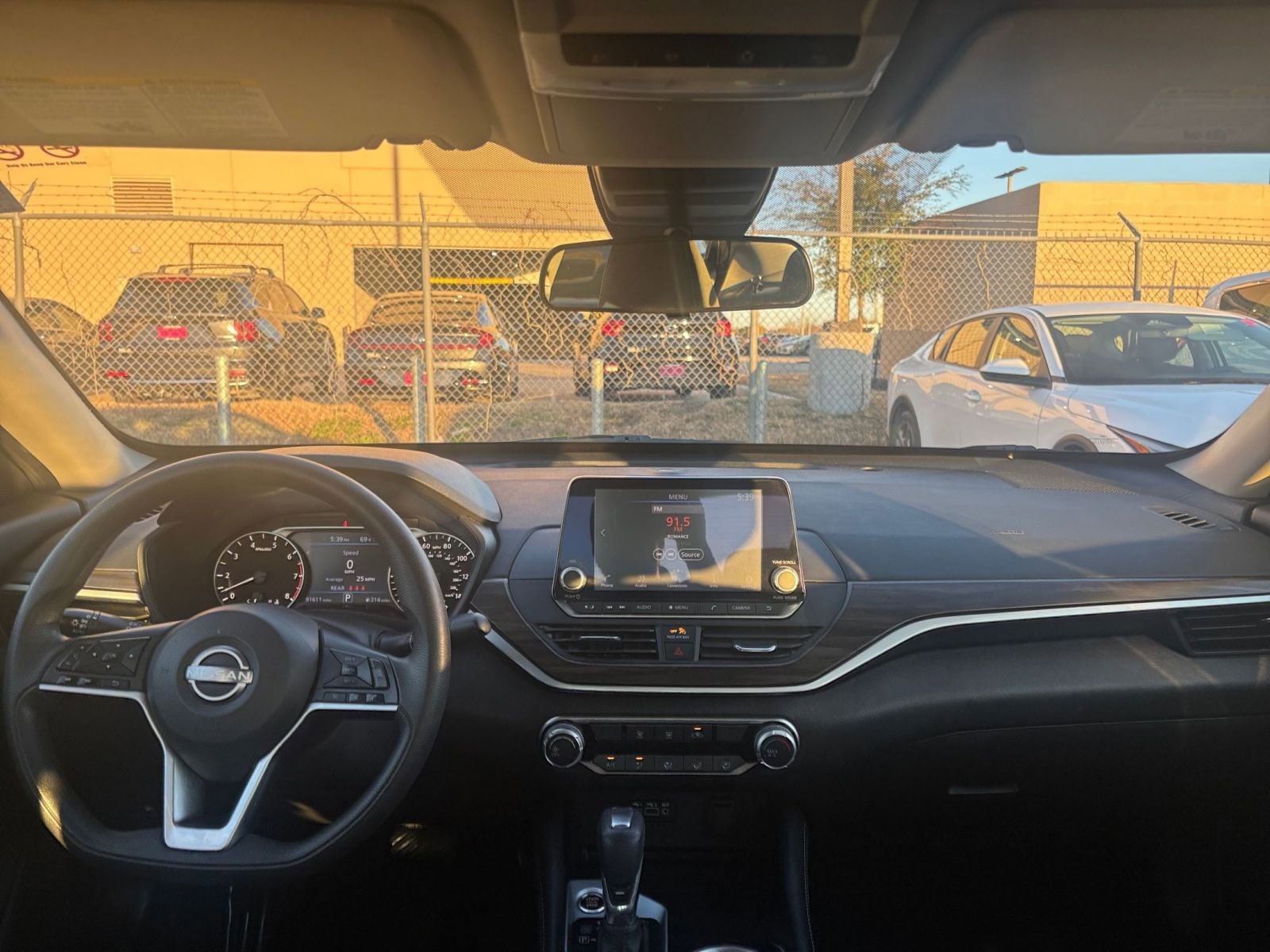 Thumbnail: 2023 Nissan Altima - 32