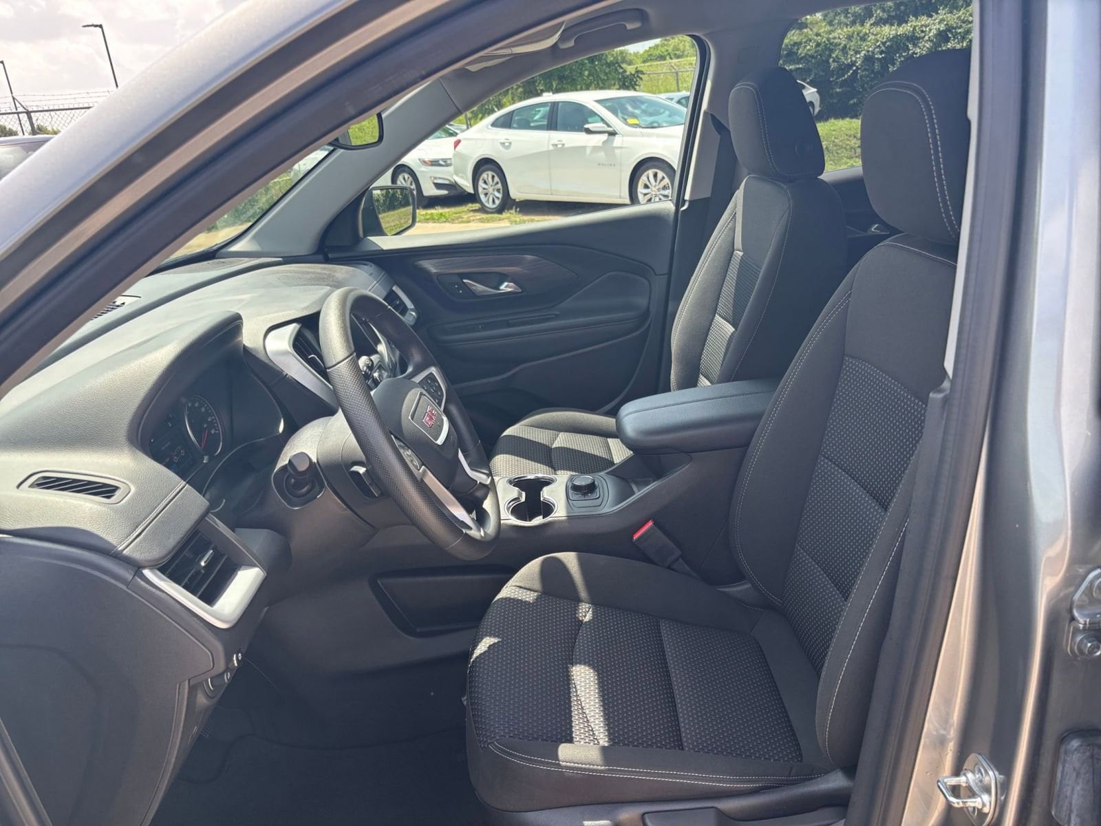2024 GMC Terrain SLE 21
