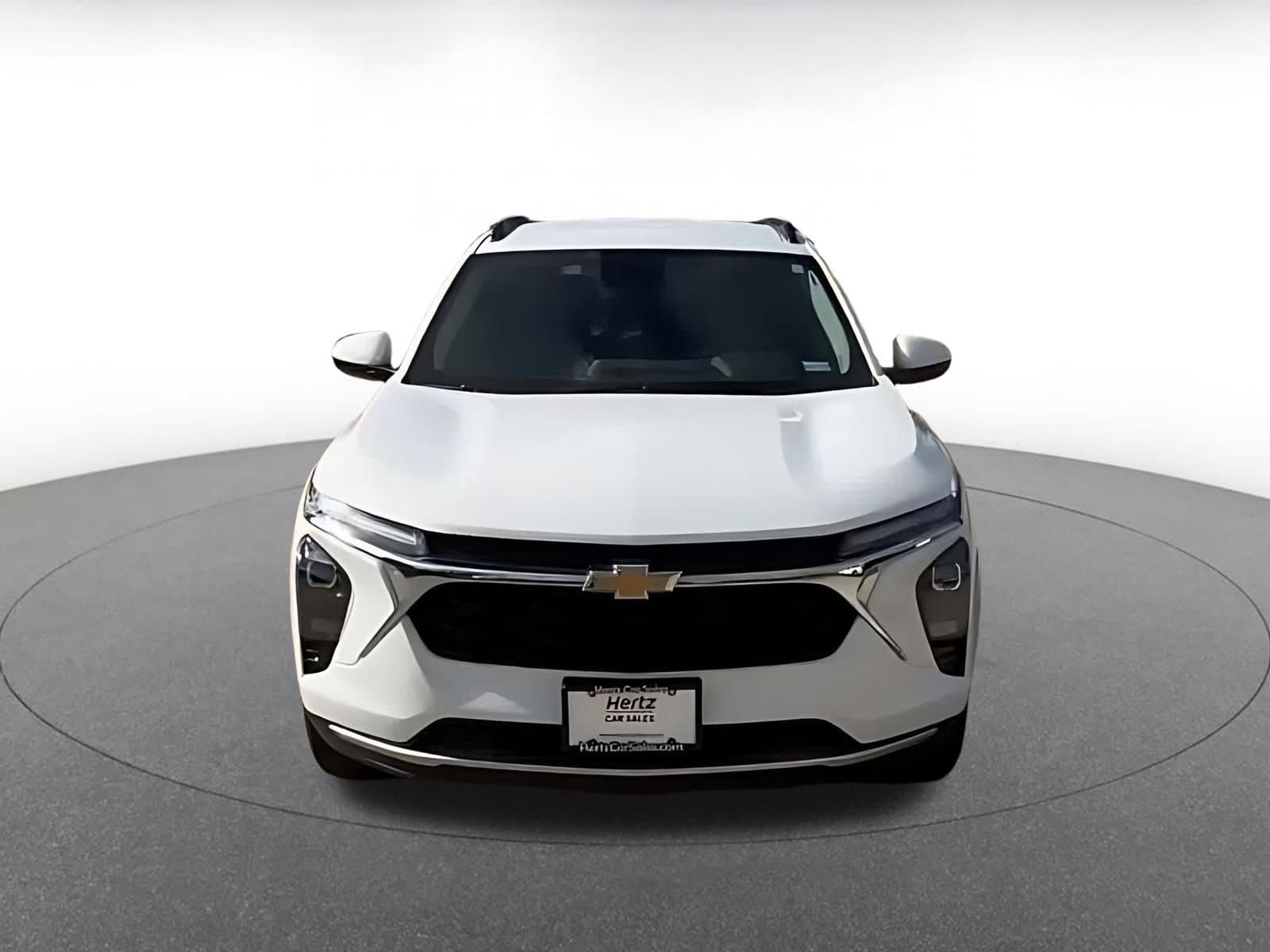 Thumbnail: 2025 Chevrolet Trax - 4