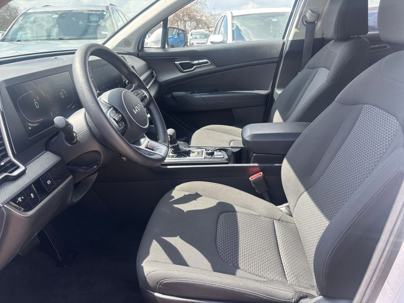 Thumbnail: 2025 Kia Sportage - 25