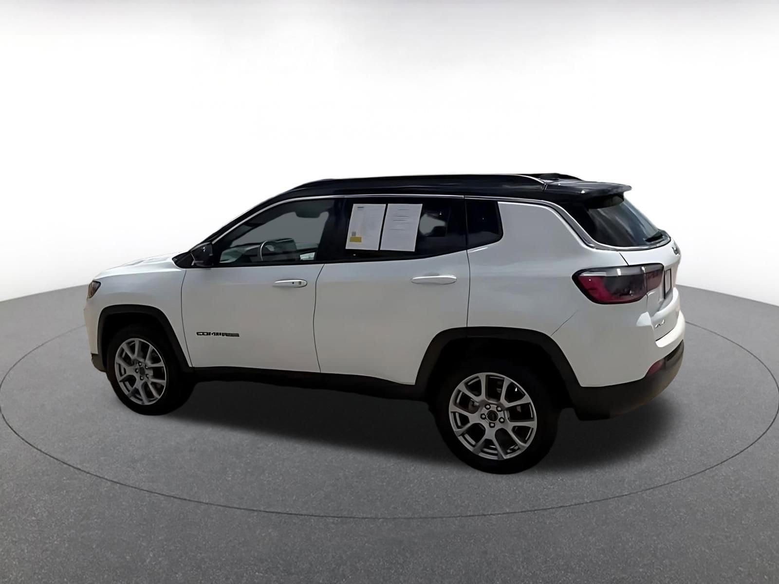 Thumbnail: 2025 Jeep Compass - 10