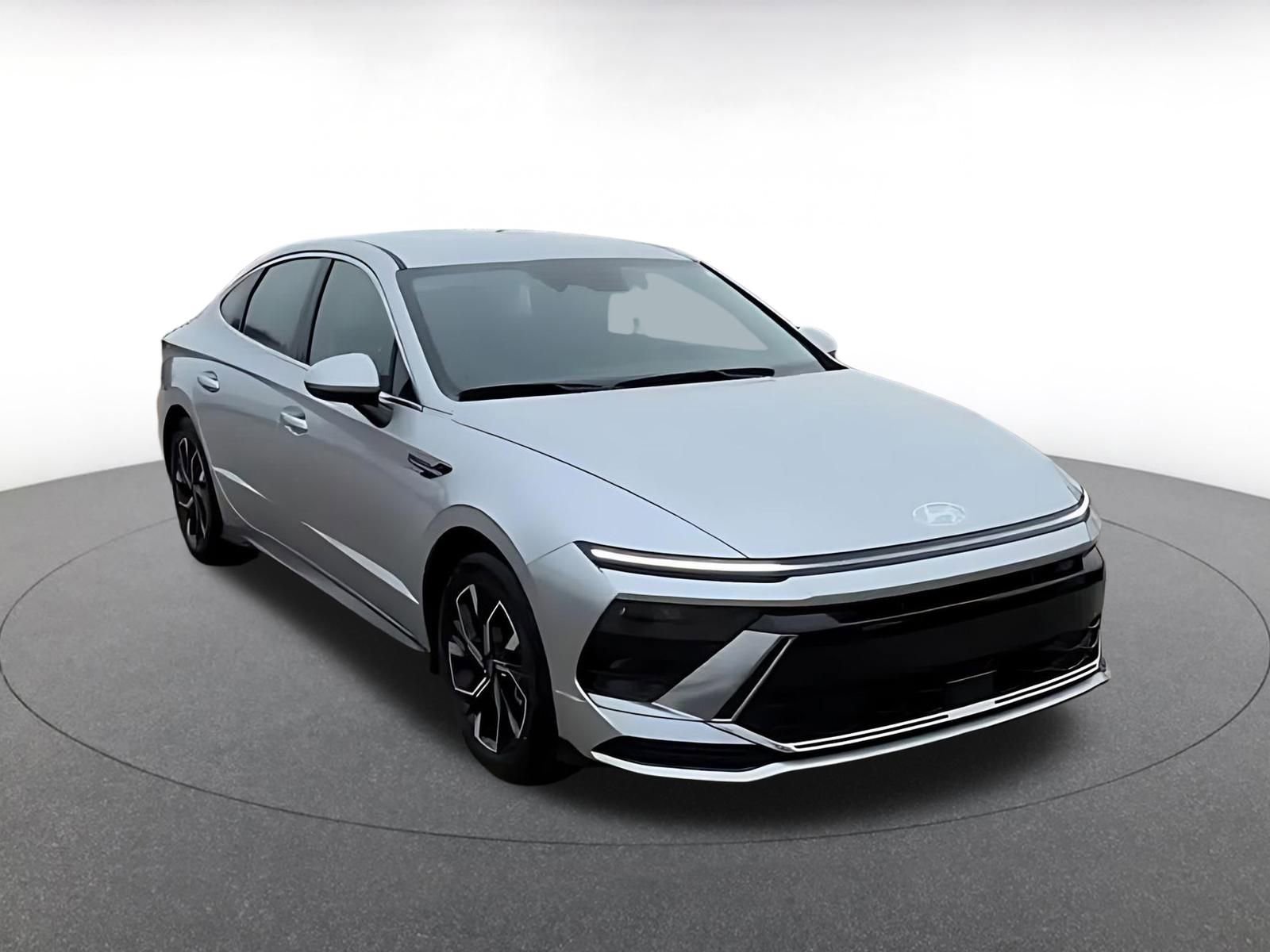 Thumbnail: 2025 Hyundai Sonata - 3