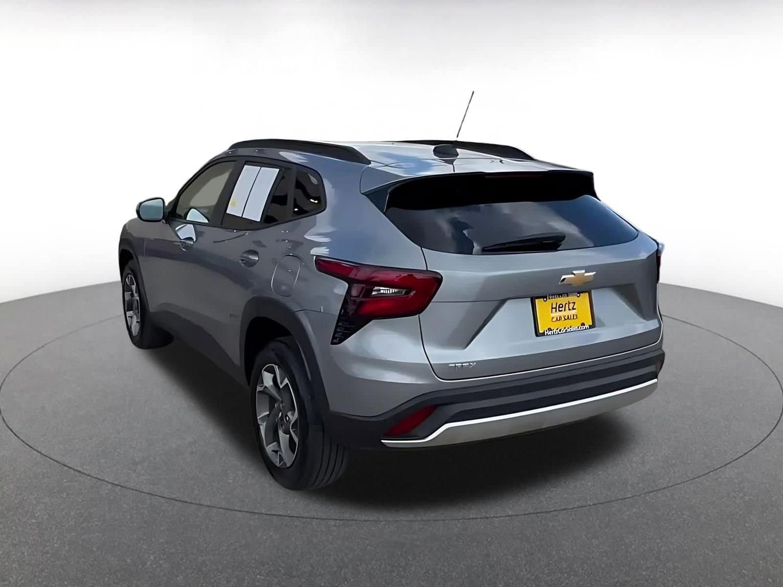 Thumbnail: 2025 Chevrolet Trax - 11