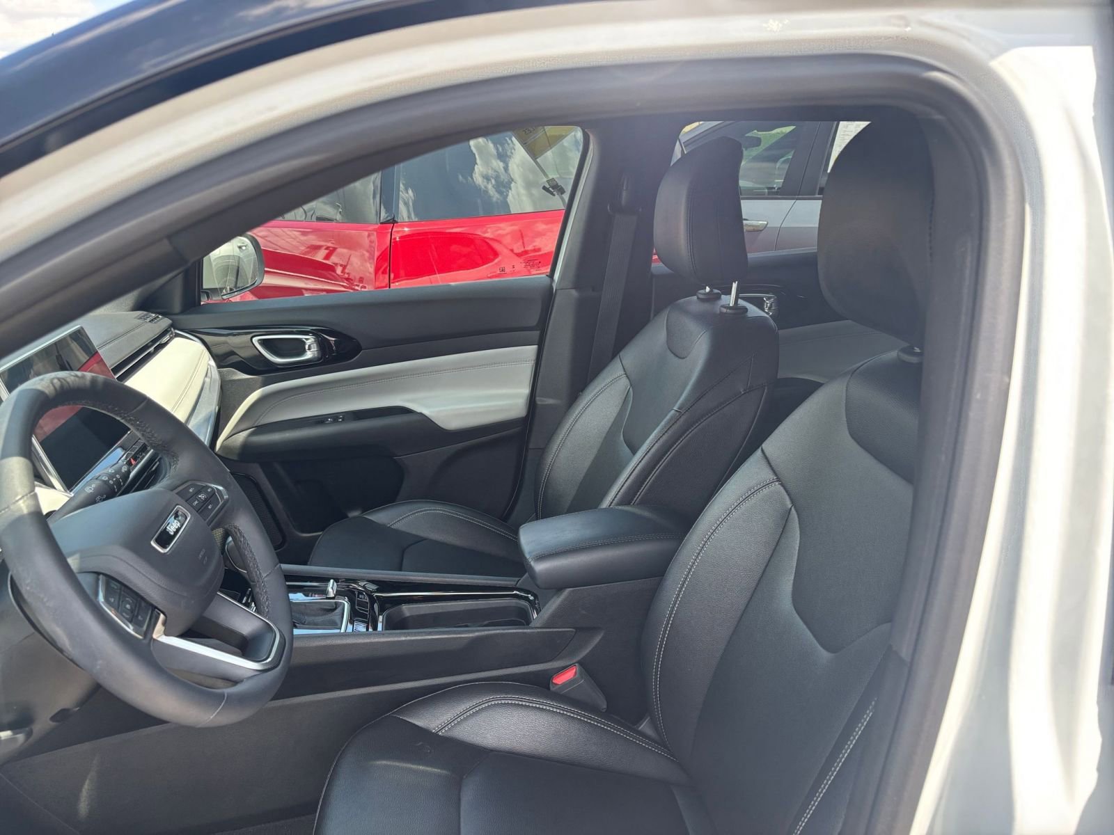Thumbnail: 2025 Jeep Compass - 35