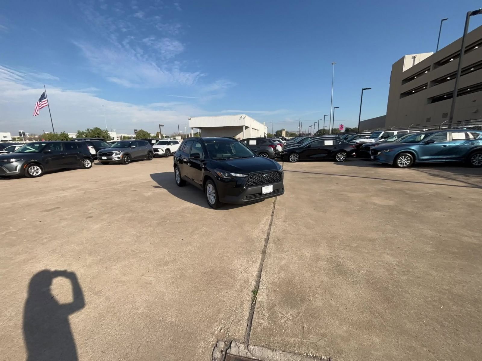 Thumbnail: 2025 Toyota Corolla Cross - 16