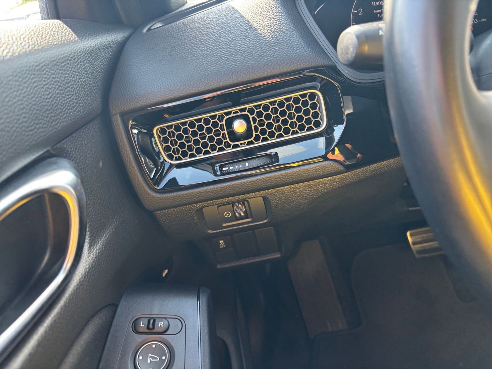 Thumbnail: 2025 Honda Civic - 32