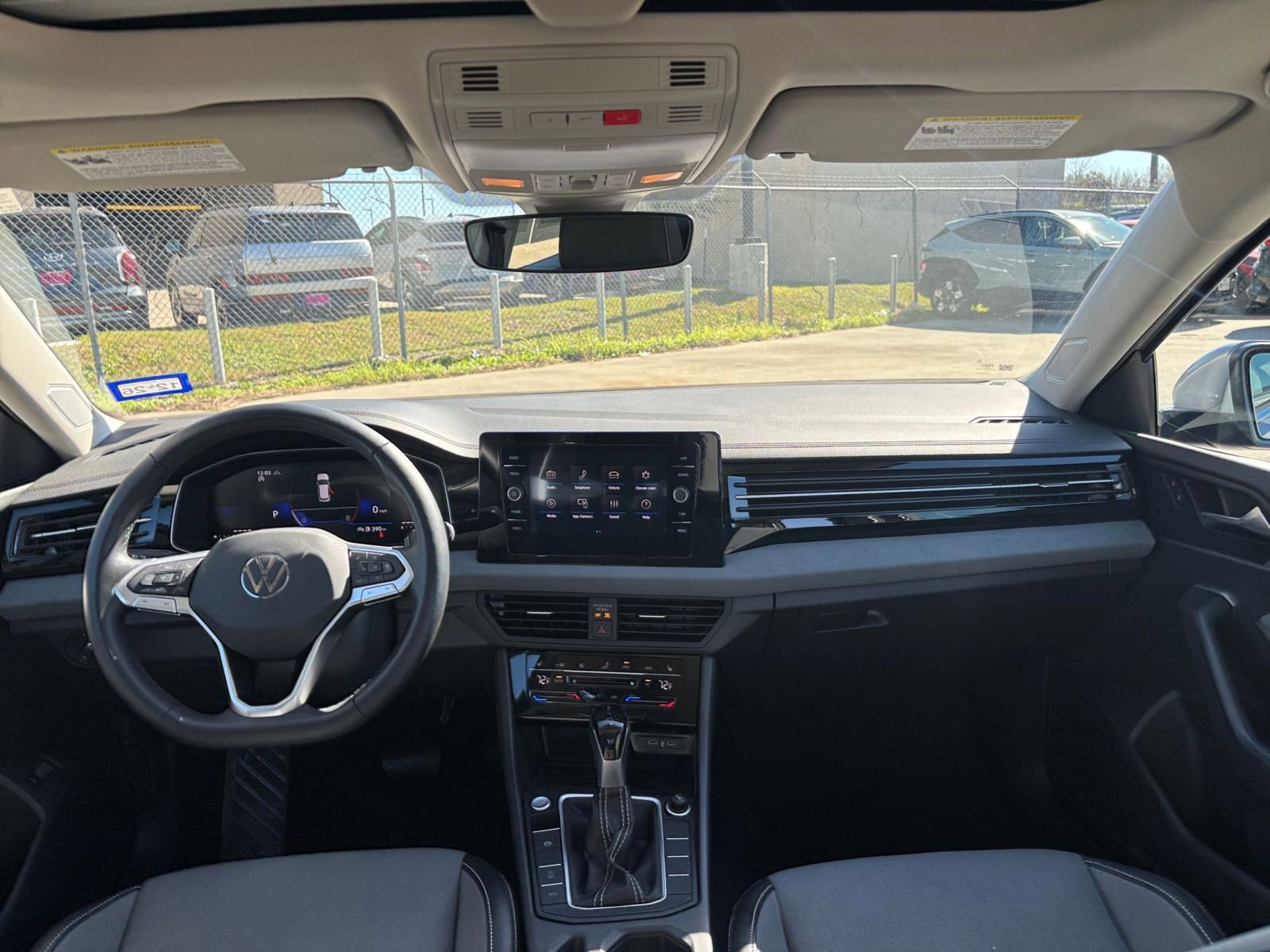 Thumbnail: 2025 Volkswagen Jetta - 33