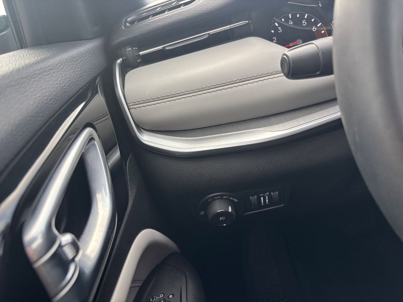 Thumbnail: 2025 Jeep Compass - 34