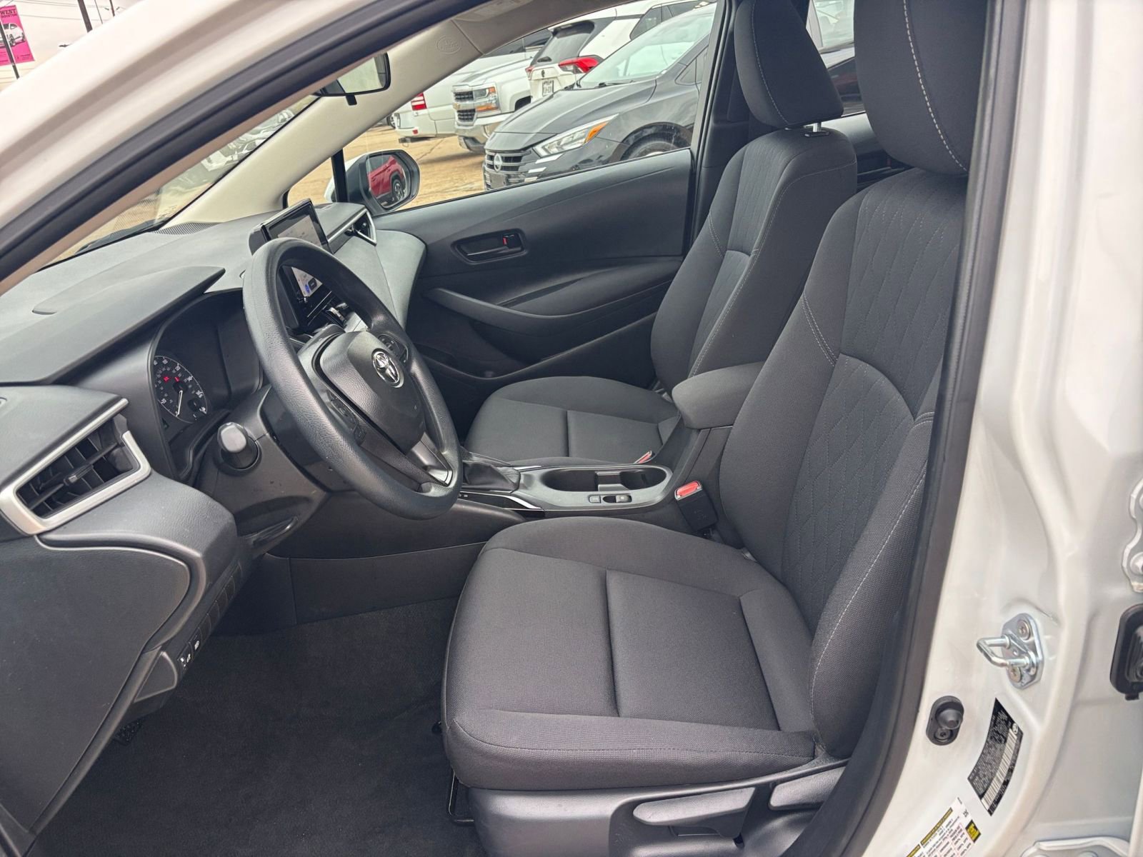 Thumbnail: 2025 Toyota Corolla - 24