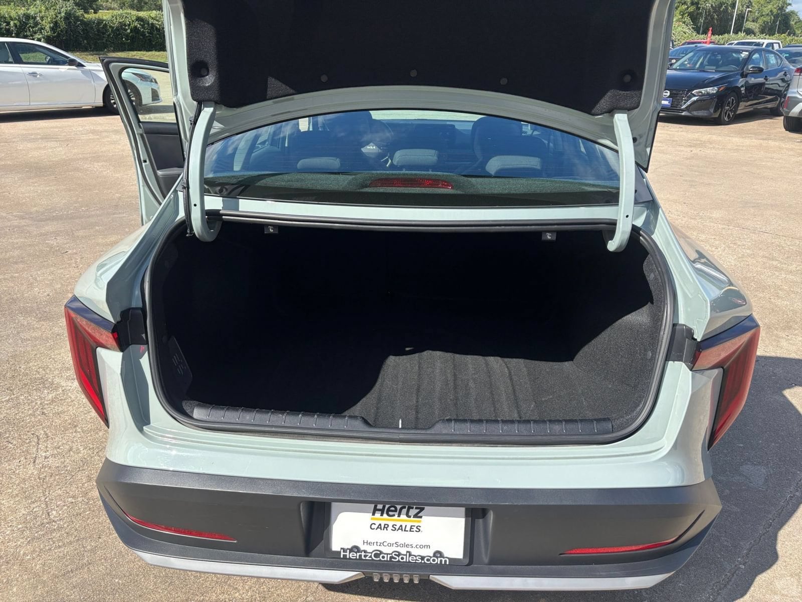 Thumbnail: 2025 Kia K4 - 31