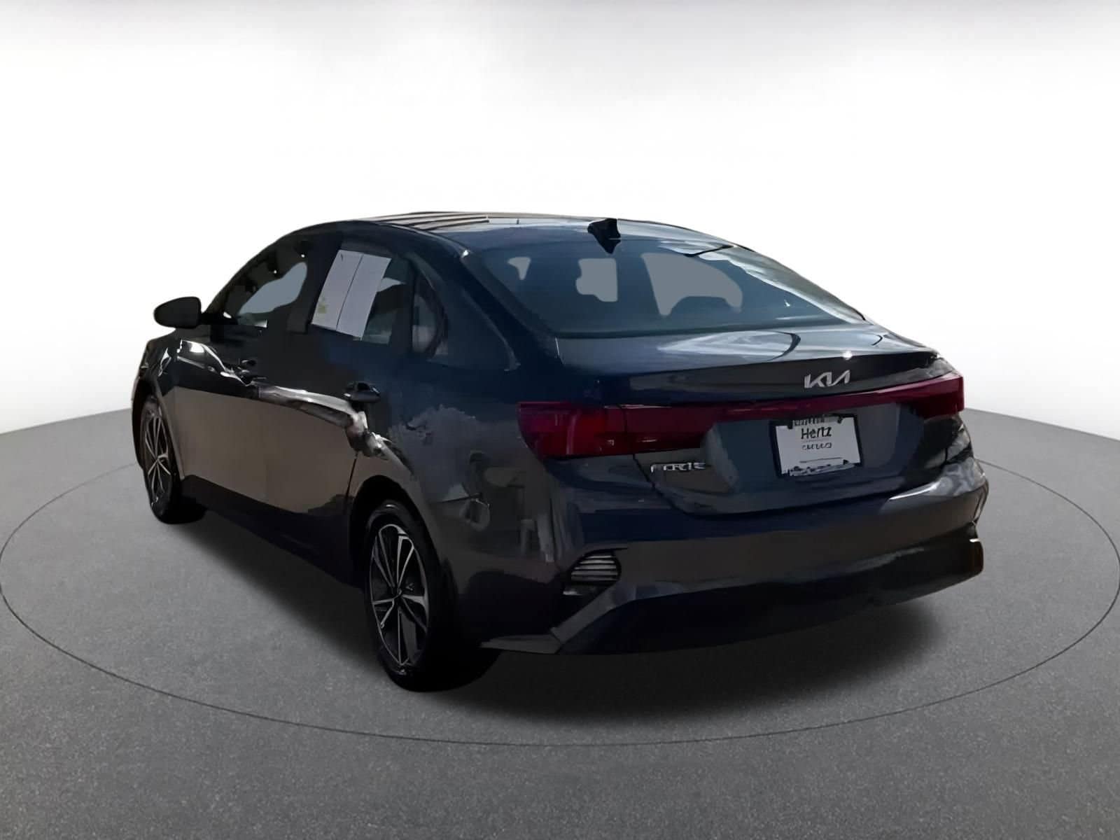 Thumbnail: 2024 Kia Forte - 9