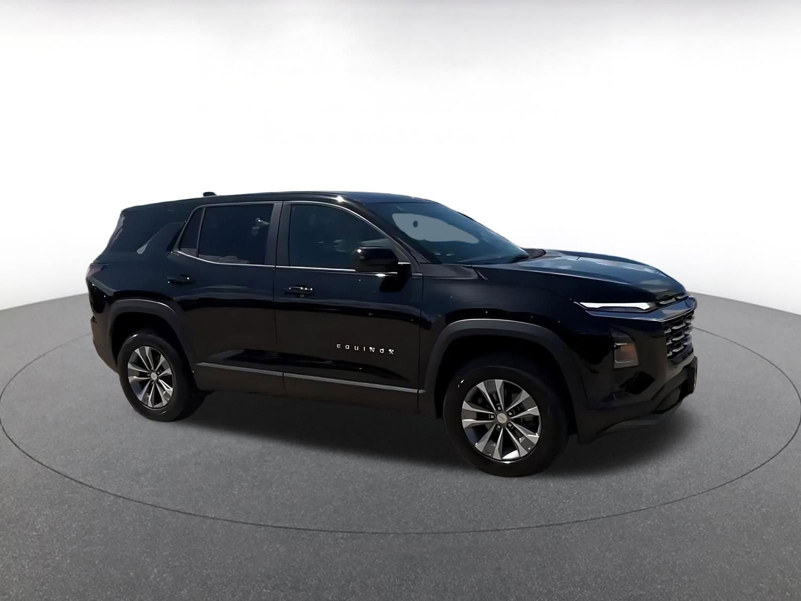 Thumbnail: 2025 Chevrolet Equinox - 2