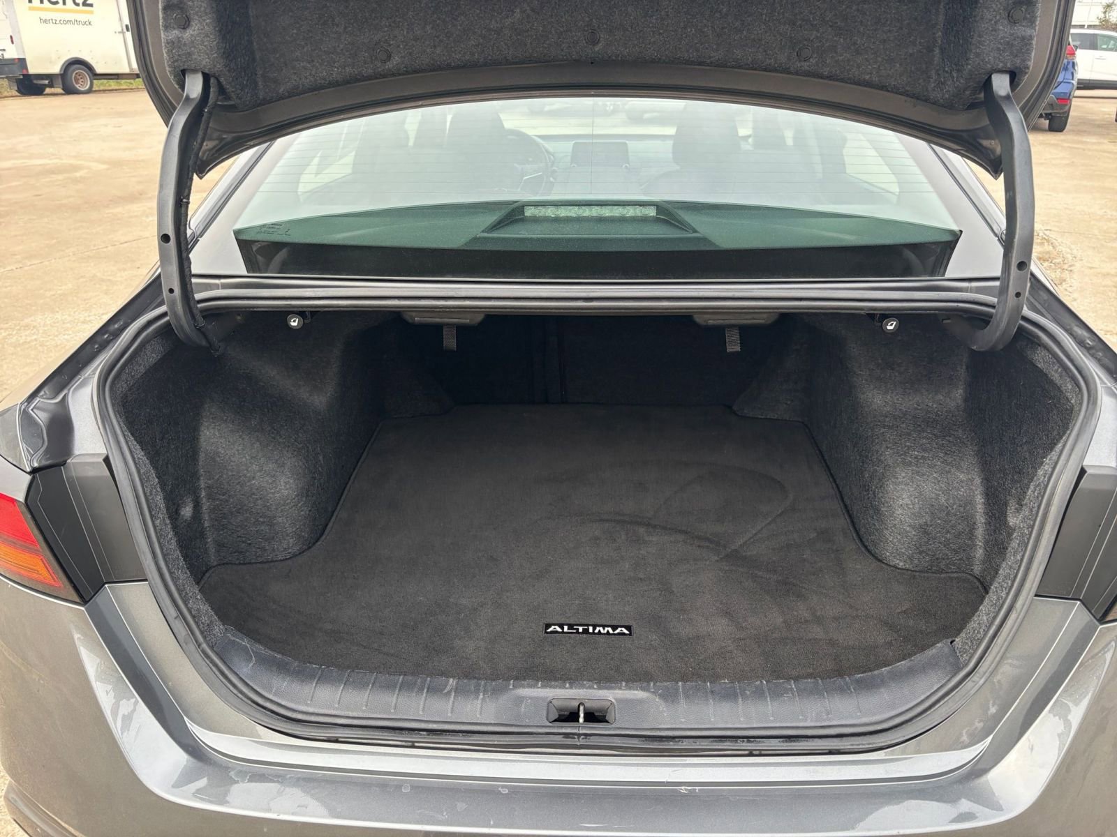 Thumbnail: 2025 Nissan Altima - 31