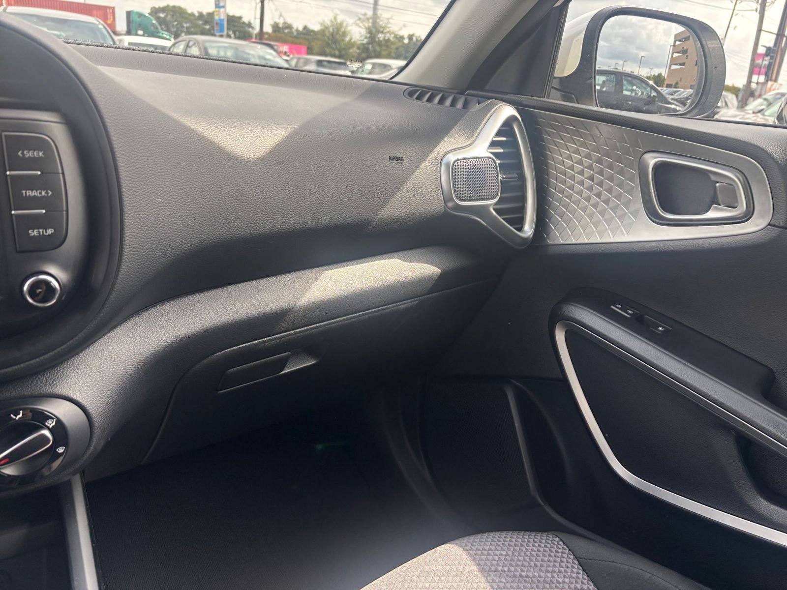 Thumbnail: 2025 Kia Soul - 32