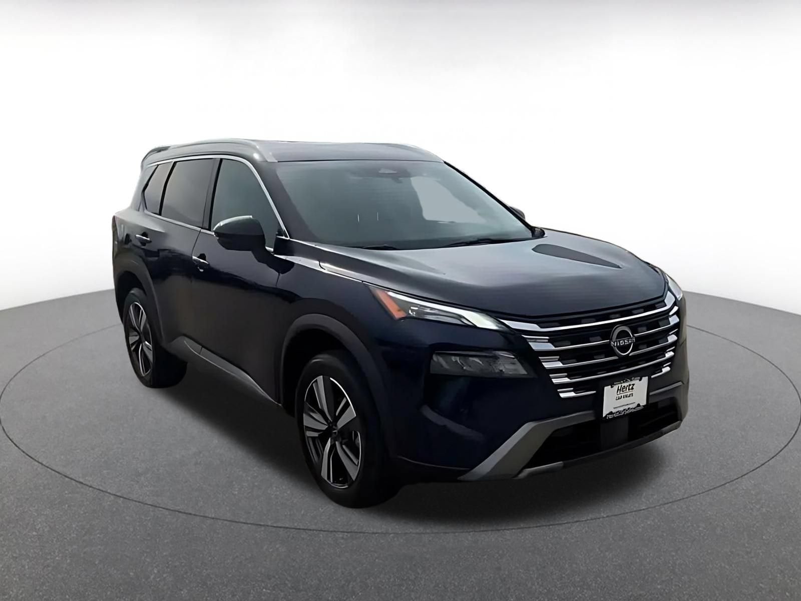 Thumbnail: 2026 Nissan Rogue - 3